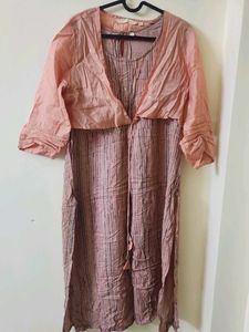 Striped Sleeveless kurti with coat