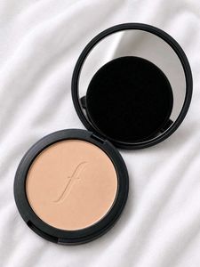 Faces Canada Matte Liquid Lipstick &amp; Compact