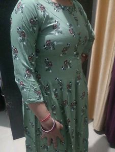 Reyon Kurti
