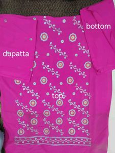 Beautiful Pink Embroidered Kurta Set