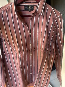 Santa Barbara Polo. Striped Casual Shirt and kille