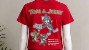 Red Tom &amp; Jerry Cropped T-Shirt