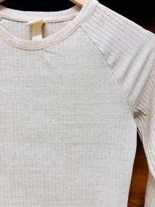 H&amp;M Ribbed Long Sleeve Top
