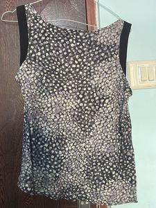 Stylish Abstract Print Sleeveless Top