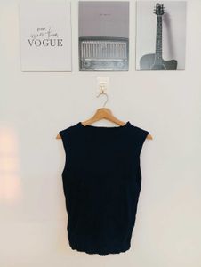 Sleeveless Black Knit Top