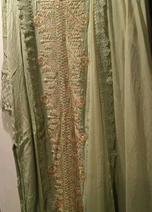 Elegant Embroidered Kurti