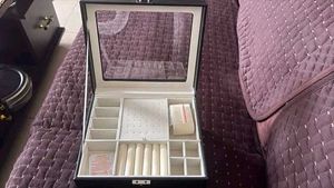 ✨🤌Elegant Black Jewelry Box Organizer