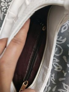White Shoulder bag