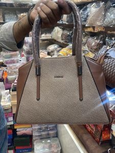 Stylish Textured Tote Handbag