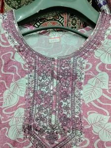 Embellished Floral Print Kurta Top
