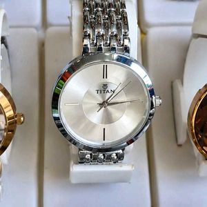 Titan Gold Watches - Elegant &amp; Timeless