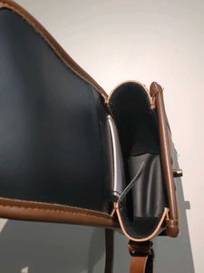 Vintage Brown Leather Crossbody Bag