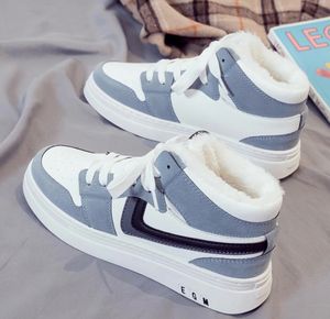 Cozy & Stylish Fur-Lined Sneakers