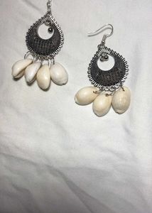Shell Earrings &amp; Maangtika Set