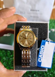 Casio Women Watch With Box & Carry Bag