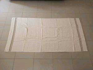 Unused Spaces Swift Flow Cotton Large Bath Towel