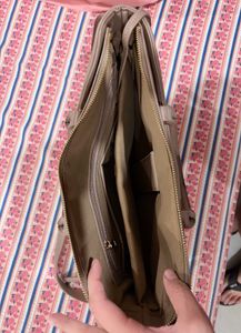 Chic Two-Tone Tote Handbag