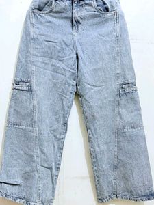 Baggy Light Wash Cargo Jeans