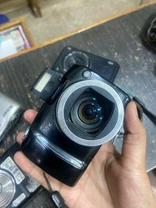 Compact Digital Camera