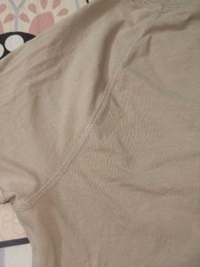H&amp;M Basic Beige Crop T-Shirt