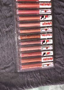 Blue Club Liquid Matte Lipstick Set
