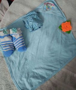 new born  baby's kit🤱&amp;topi&amp;socks