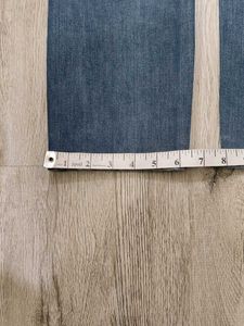 Ma5887 Denim hub jeans waist 28 inches