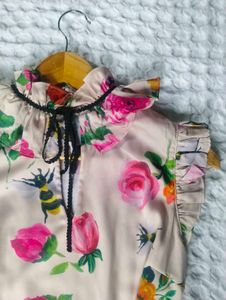 Floral Bee Print Top