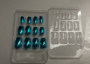 @ RS 197 PRESS ON NAILS / One Set