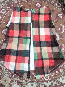 Checkered Hi-Low Sleeveless Top