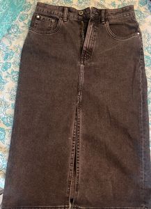 Washed Black Denim Slit Skirt
