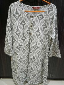 Elegant Urshaa Grey Patterned Kurta