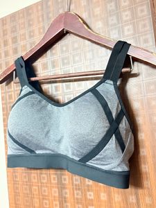 Grey Imported Crossback Sports Bra🩶