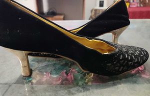 Velvet Black Stone Stylish Heels