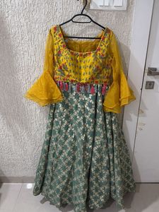 Yellow &amp; Green Lehenga Choli Set