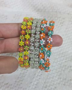 BRAND NEW💐Flower Bangles 🌼 🌸🥀