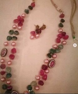 Natural Agate Beaded Necklace with Earrings
