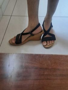 Stylish Black Wedge Sandals
