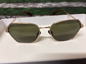 Stylish Gold Frame Sunglasses