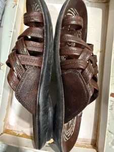 Indus Men's Brown Sandals
