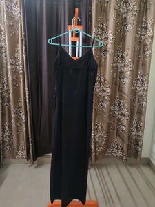 Elegant Black Spaghetti Strap Maxi Dress
