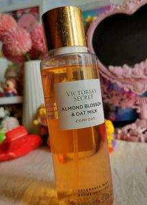 Victoria's Secret Almond Blossom &amp; Oat Milk Mist