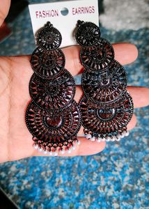 Price 💧 4 Layer Long Metal Jhumka