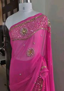 Y2K Pink Embroidered Saree 💗