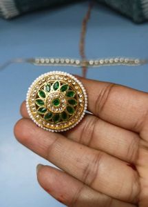 Elegant Pearl and Enamel Necklace Set