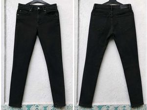 Classic Black Skinny Fit Jeans