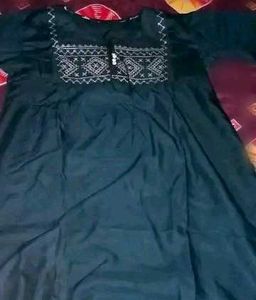 Elegant Embroidered Kurta Top