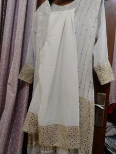 Elegant White Kurta Set with Dupatta