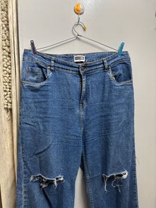 Ripped Wide Leg Denim Jeans