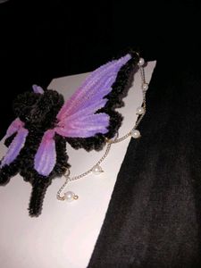 🦋 Handmade Butterfly Hair Clutcher with Pearl Cha